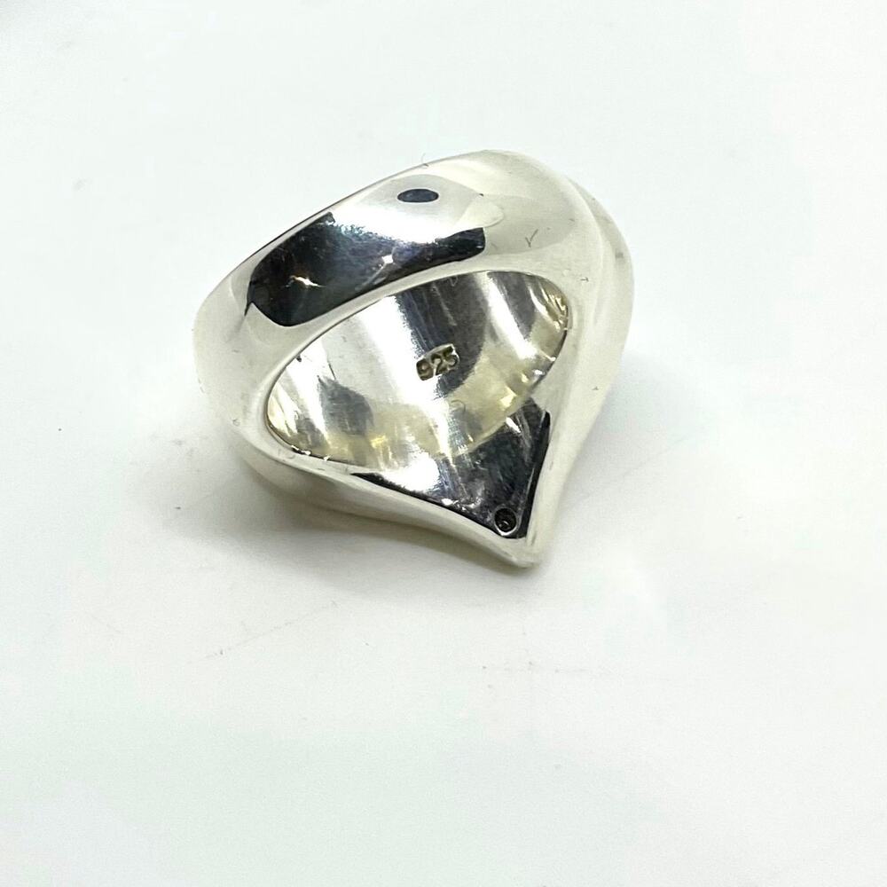 Sterling Silver Jewelry-Large Modernist Puffed Heart Ring (Size 7) - Picture 4 of 7